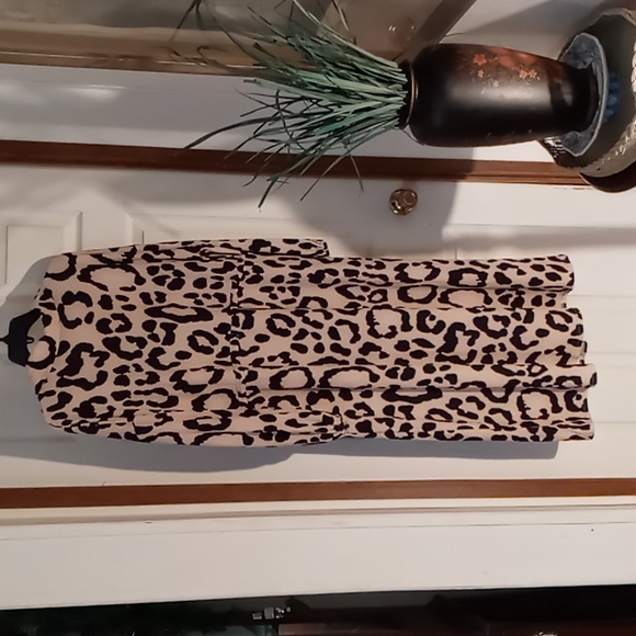 Asos Design Curve Brand Maxi Dress - Picture 6 of 13